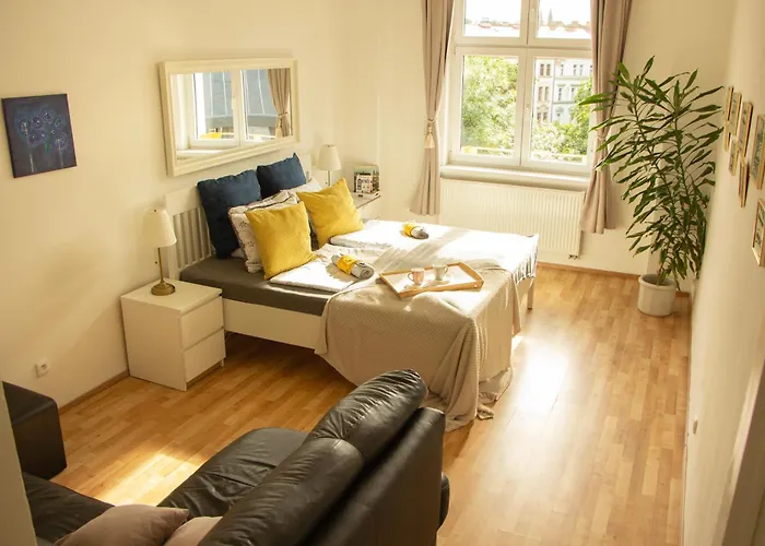 Double King Size Sunny In Castle Area Apartment Prag