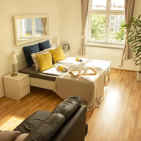 Double King Size Sunny In Castle Area Daire Prag